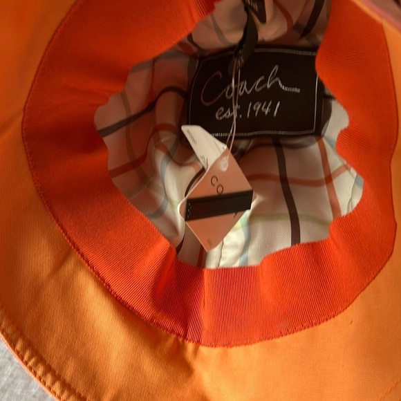 Coach: Coral Tara Bucket Hat- P/S - Picture 12 of 16